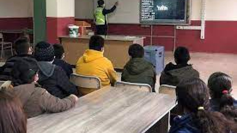 Gülşehir Jandarma Ekipleri Köy Okullarında Trafik Eğitimi Veriyor