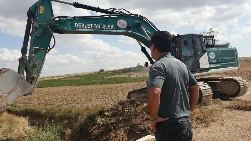 Abuşağı Köyünde Sel Yatağı Temizlendi