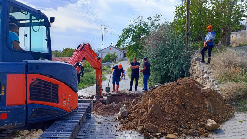 Civelek Köyü Kanalizasyon Hattındaki Arıza Giderildi