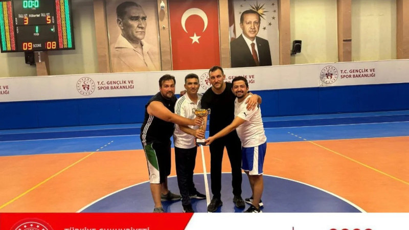 İl Sağlık Müdürlüğü Basketbol Takımı Şampiyon Oldu 