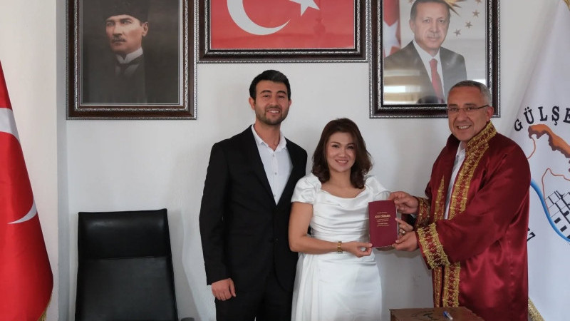 Belediye Başkanı Çiftci, Genç Çiftin Nikâhını Kıydı