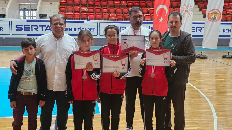 Adana’daki Grup Maçlarında, Gülşehir Şampiyon Oldu