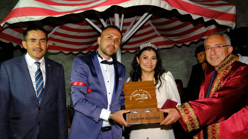Belediye Başkanı Çiftci, Genç Çiftlerin Nikâhlarını Kıydı