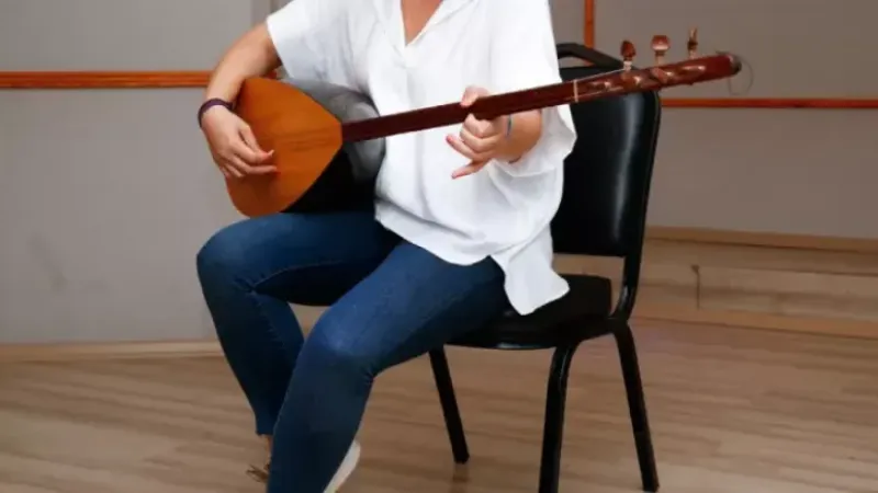 Gülşehir Halk Eğitimi Merkezi, 2. Bağlama Kursu Düzenliyor