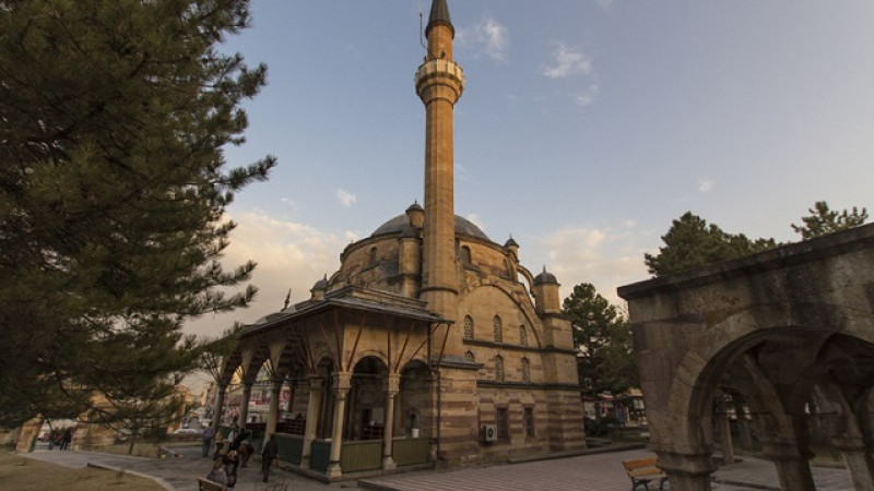 Gülşehir’de Kurşunlu Cami ile Kaya Cami Yenileniyor