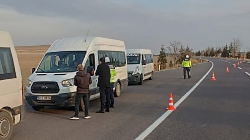 Gülşehir’de Öğrenci Servis Araçları Denetimden Geçirildi