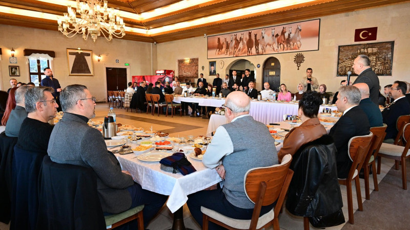 Vali Ali Fidan, Gazetecilerle Kahvaltıda Bir Araya Geldi