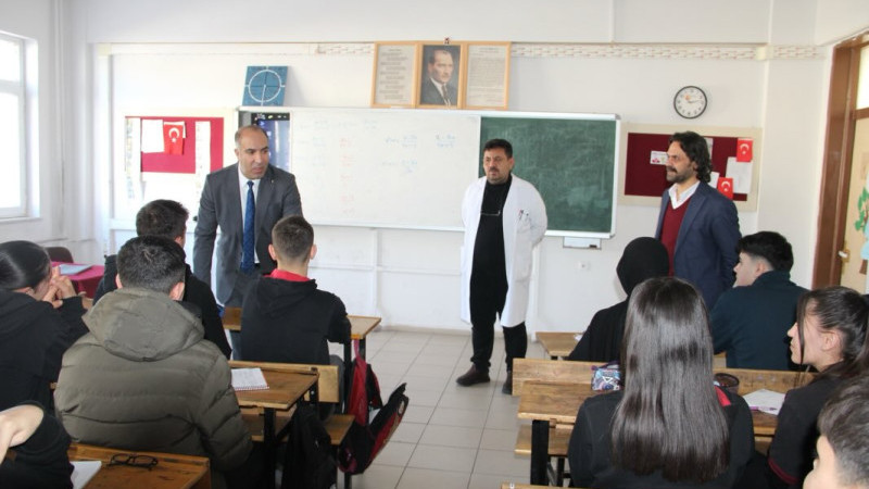 İlçe Millî Eğitim Müdürü Çevik'ten, Okullara Yakın Takip