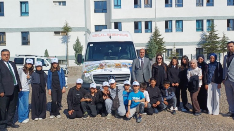 Gülşehirli Öğrenciler 