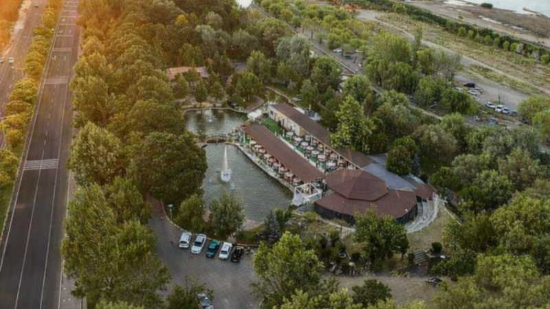 Sadabat Parkında Bulunan Düğün Salonu Kiraya Verilecek