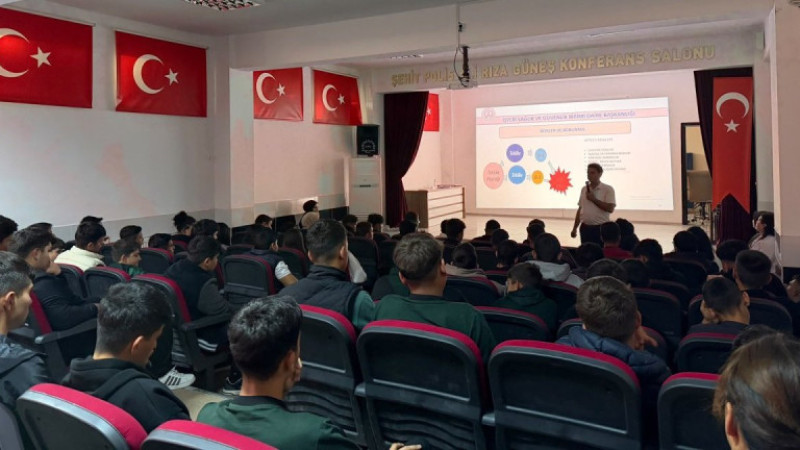 Gülşehir’de Lise Öğrencilerine İş Sağlığı ve Güvenliği Eğitimi Verildi